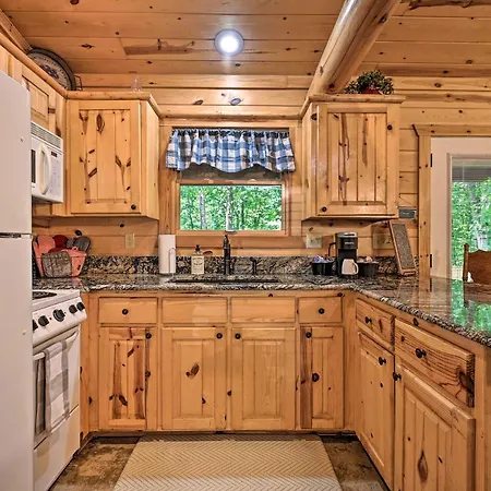 Broken Bow Azalea House - Forest Gem With Hot Tub! Exterior photo