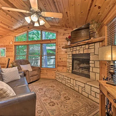 Broken Bow Azalea House - Forest Gem With Hot Tub! Exterior photo