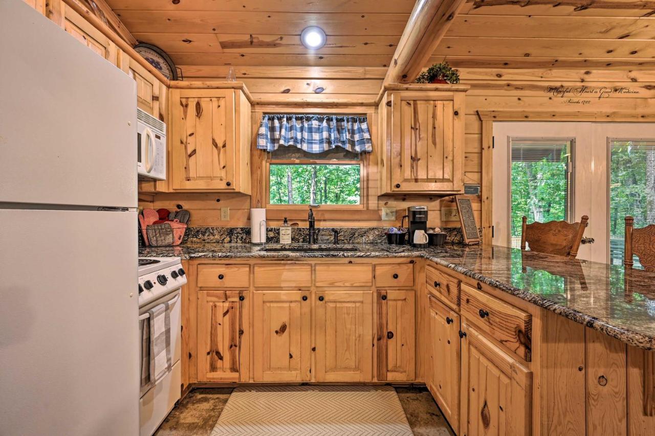 Holiday home Azalea House - Forest Gem With Hot Tub!